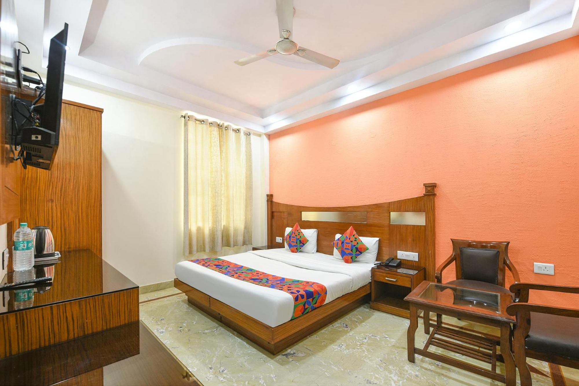 Fabhotel Jaggi Palace Karol Bagh Delhi  Ngoại thất bức ảnh